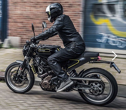 2018 Husqvarna Svartpilen 401 in Eugene, Oregon - Photo 5