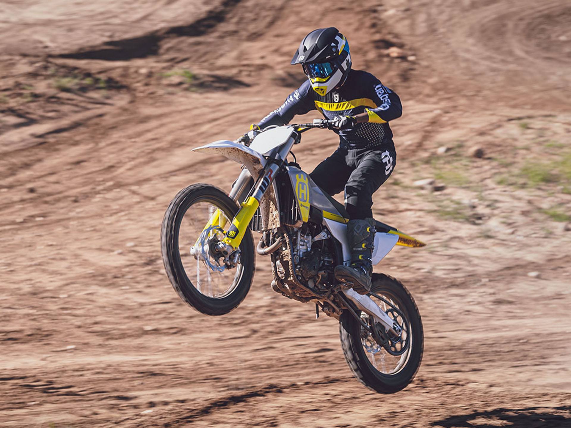 Husqvarna dirt bike 250 price outlet