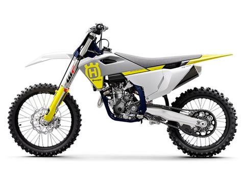 2023 Husqvarna FC 350 in Topeka, Kansas - Photo 2