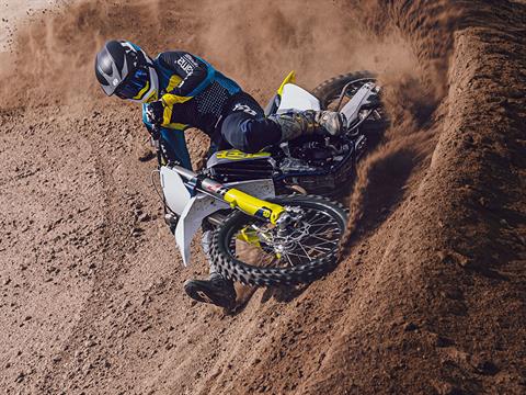 2023 Husqvarna FC 350 in Topeka, Kansas - Photo 5