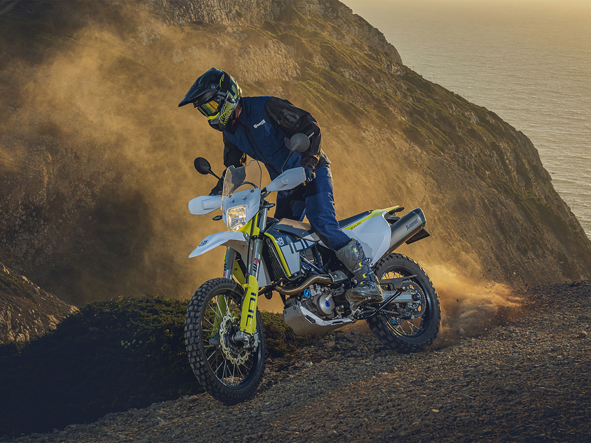 Husqvarna 701 enduro cena new arrivals