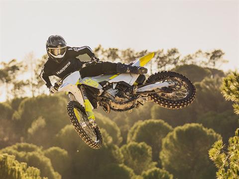 2024 Husqvarna FC 450 in Athens, Ohio - Photo 17
