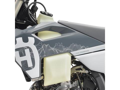 2024 Husqvarna TE 300 Pro in Athens, Ohio - Photo 7
