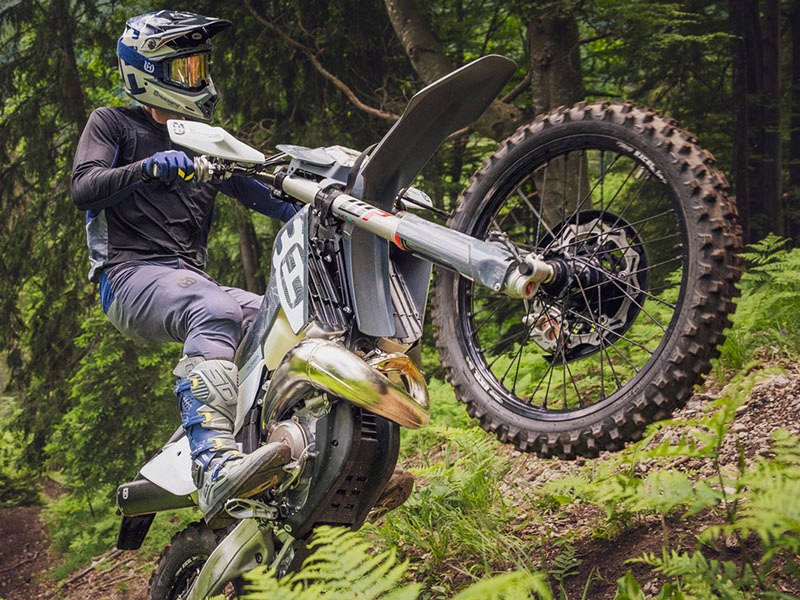 Husqvarna hard enduro on sale