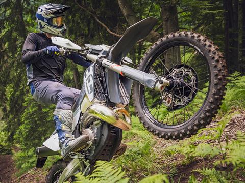 2024 Husqvarna TE 300 Pro in Athens, Ohio - Photo 15