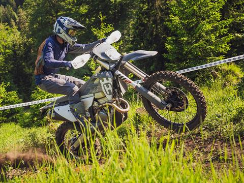 2024 Husqvarna TE 300 Pro in Athens, Ohio - Photo 18