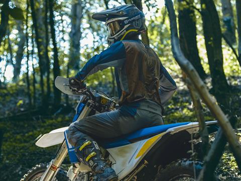 2025 Husqvarna FE 350s Heritage in Athens, Ohio - Photo 17