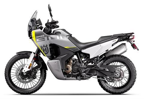 2025 Husqvarna Norden 901 in Athens, Ohio - Photo 2