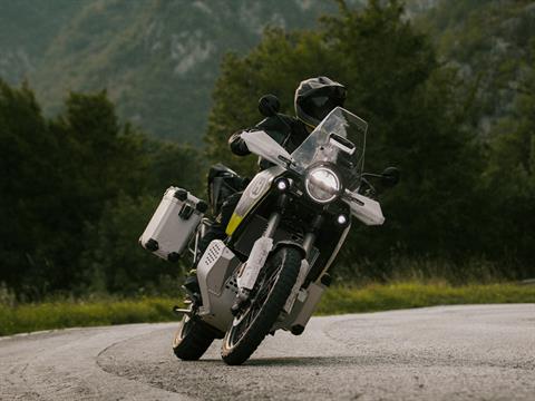 2025 Husqvarna Norden 901 Expedition in Athens, Ohio - Photo 15