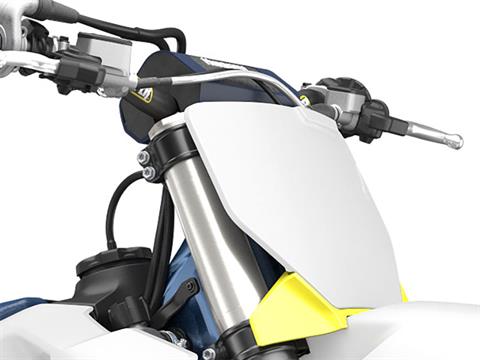 2025 Husqvarna FC 350 in Athens, Ohio - Photo 14