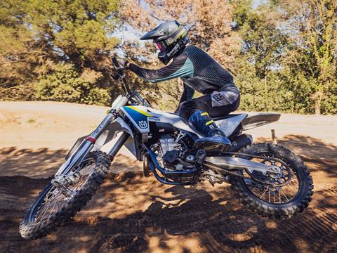 2025 Husqvarna FC 450 in Athens, Ohio - Photo 18