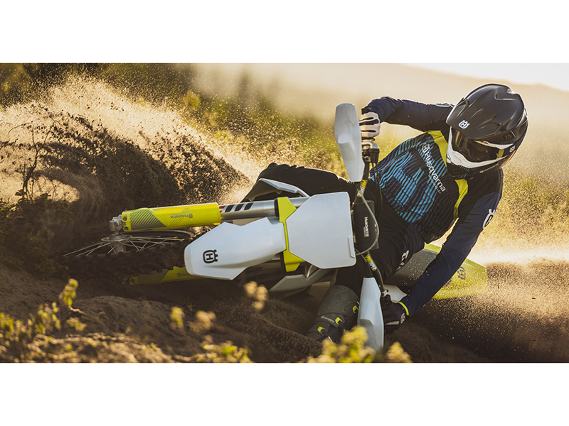 2025 Husqvarna FX 350 in Athens, Ohio - Photo 16