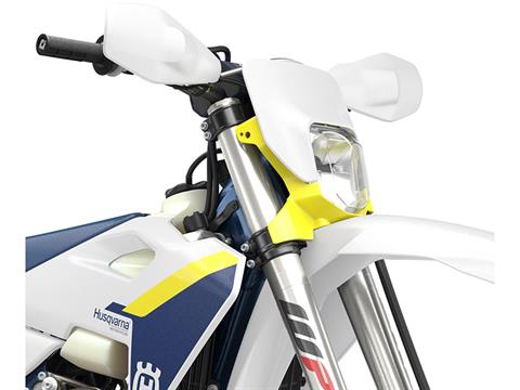 2025 Husqvarna TE 300 in Athens, Ohio - Photo 7