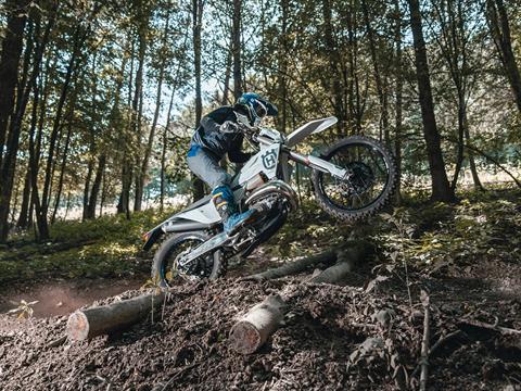 2025 Husqvarna TE 300 Pro in Athens, Ohio - Photo 15