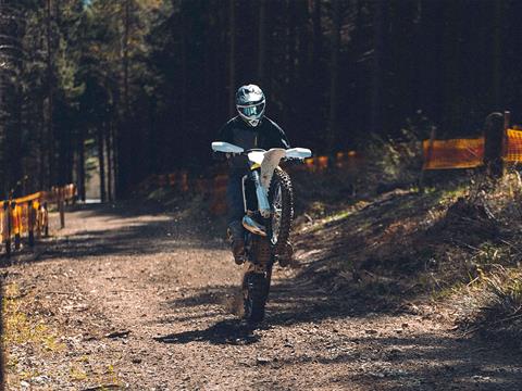 2025 Husqvarna TX 300 in Athens, Ohio - Photo 16
