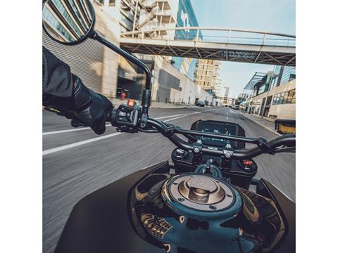 2025 Husqvarna Svartpilen 801 in Marionville, Missouri - Photo 7