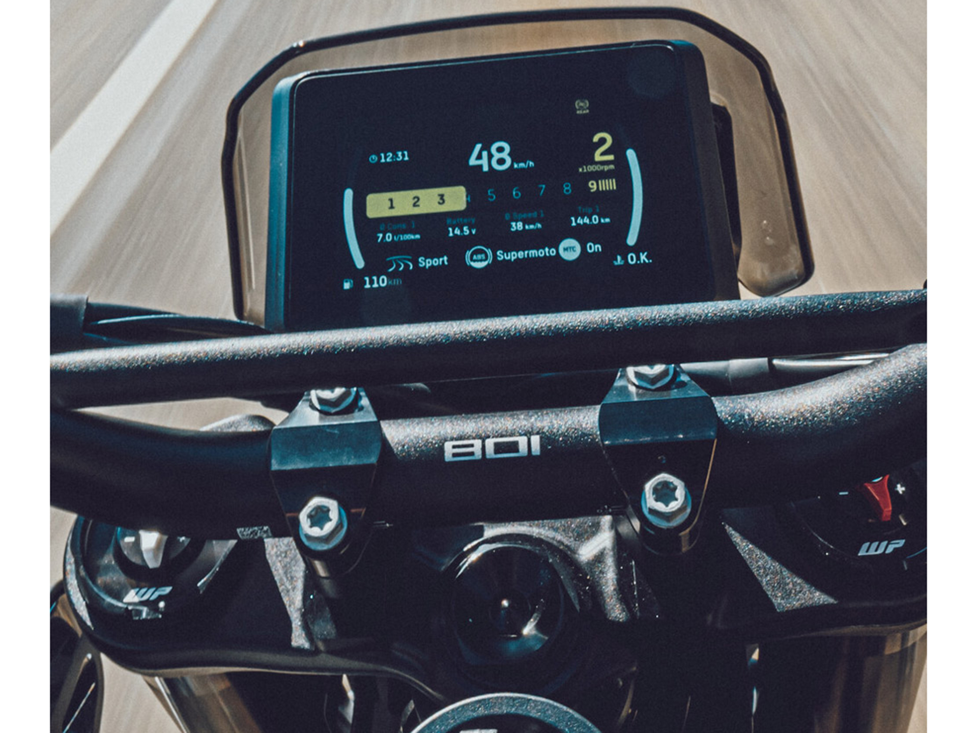 2025 Husqvarna Svartpilen 801 in Marionville, Missouri - Photo 12