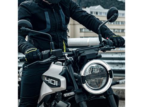 2025 Husqvarna Vitpilen 401 in Marionville, Missouri - Photo 7