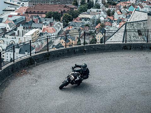 2025 Husqvarna Vitpilen 401 in Marionville, Missouri - Photo 16