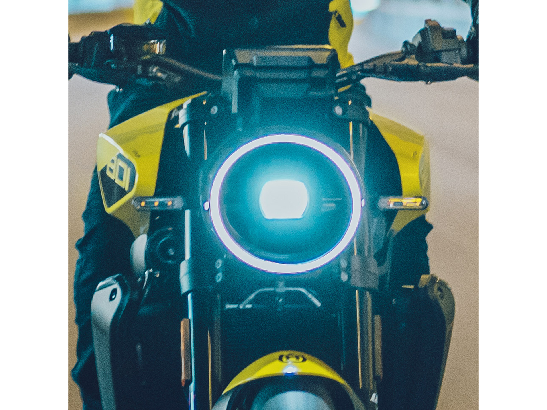 2025 Husqvarna Vitpilen 801 in Marionville, Missouri - Photo 9