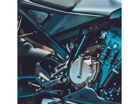 2025 Husqvarna Vitpilen 801 in Marionville, Missouri - Photo 8