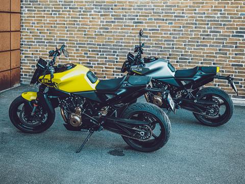 2025 Husqvarna Vitpilen 801 in Marionville, Missouri - Photo 19