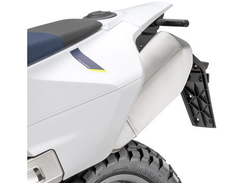 2026 Husqvarna 701 Enduro in Marionville, Missouri - Photo 5