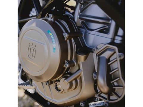 2026 Husqvarna 701 Enduro in Marionville, Missouri - Photo 7