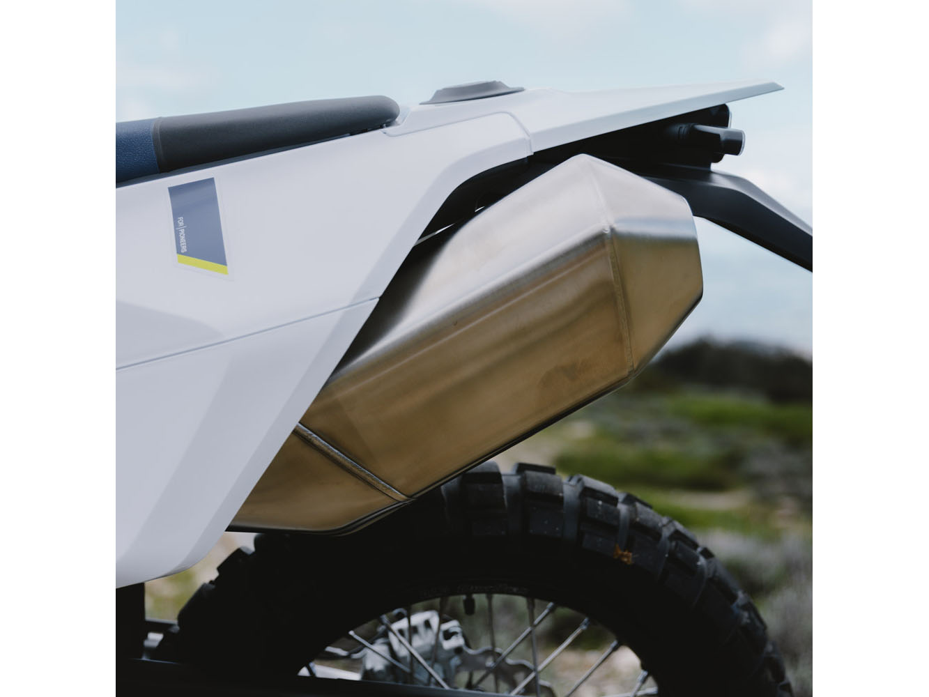 2026 Husqvarna 701 Enduro in Marionville, Missouri - Photo 9