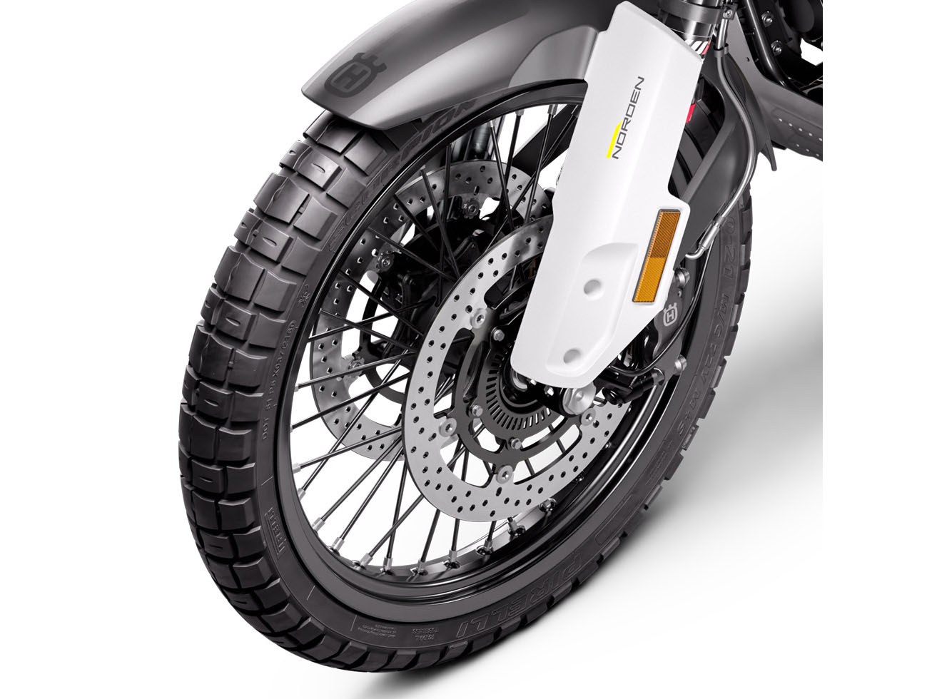 2026 Husqvarna Norden 901 in Auburn, Massachusetts - Photo 11