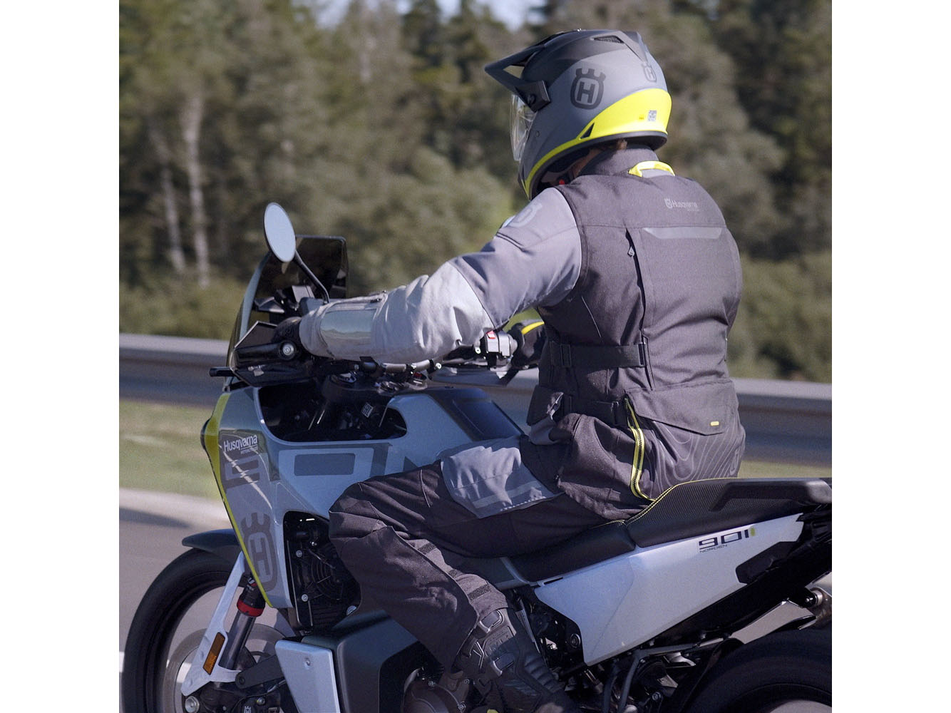 2026 Husqvarna Norden 901 in Auburn, Massachusetts - Photo 15