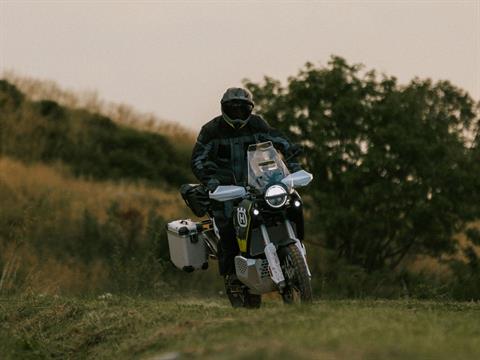 2026 Husqvarna Norden 901 Expedition in Auburn, Massachusetts - Photo 13