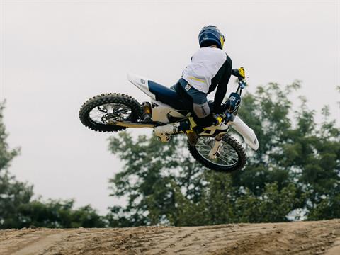 2026 Husqvarna TC 125 in Marionville, Missouri - Photo 19