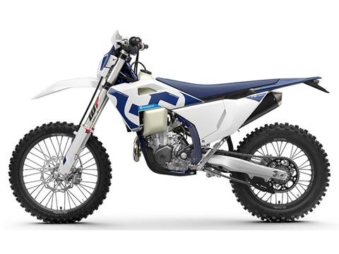 2026 Husqvarna FE 450 in Marionville, Missouri - Photo 2
