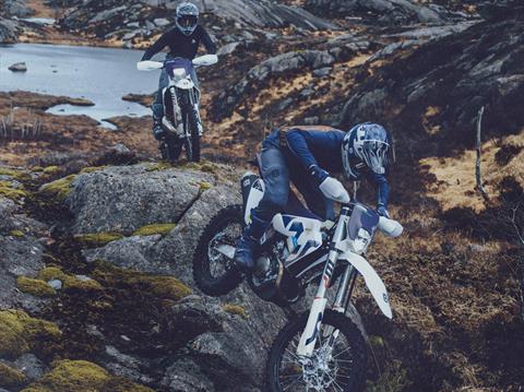 2026 Husqvarna TE 250 in Marionville, Missouri - Photo 12