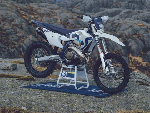 2026 Husqvarna TE 300 in Marionville, Missouri - Photo 11