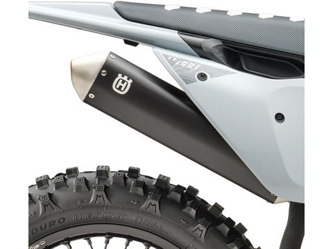 2026 Husqvarna TE 300 Pro in Marionville, Missouri - Photo 6