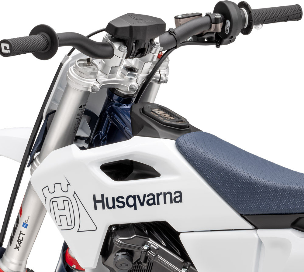 2027 Husqvarna EE 5 in Roseville, California - Photo 8
