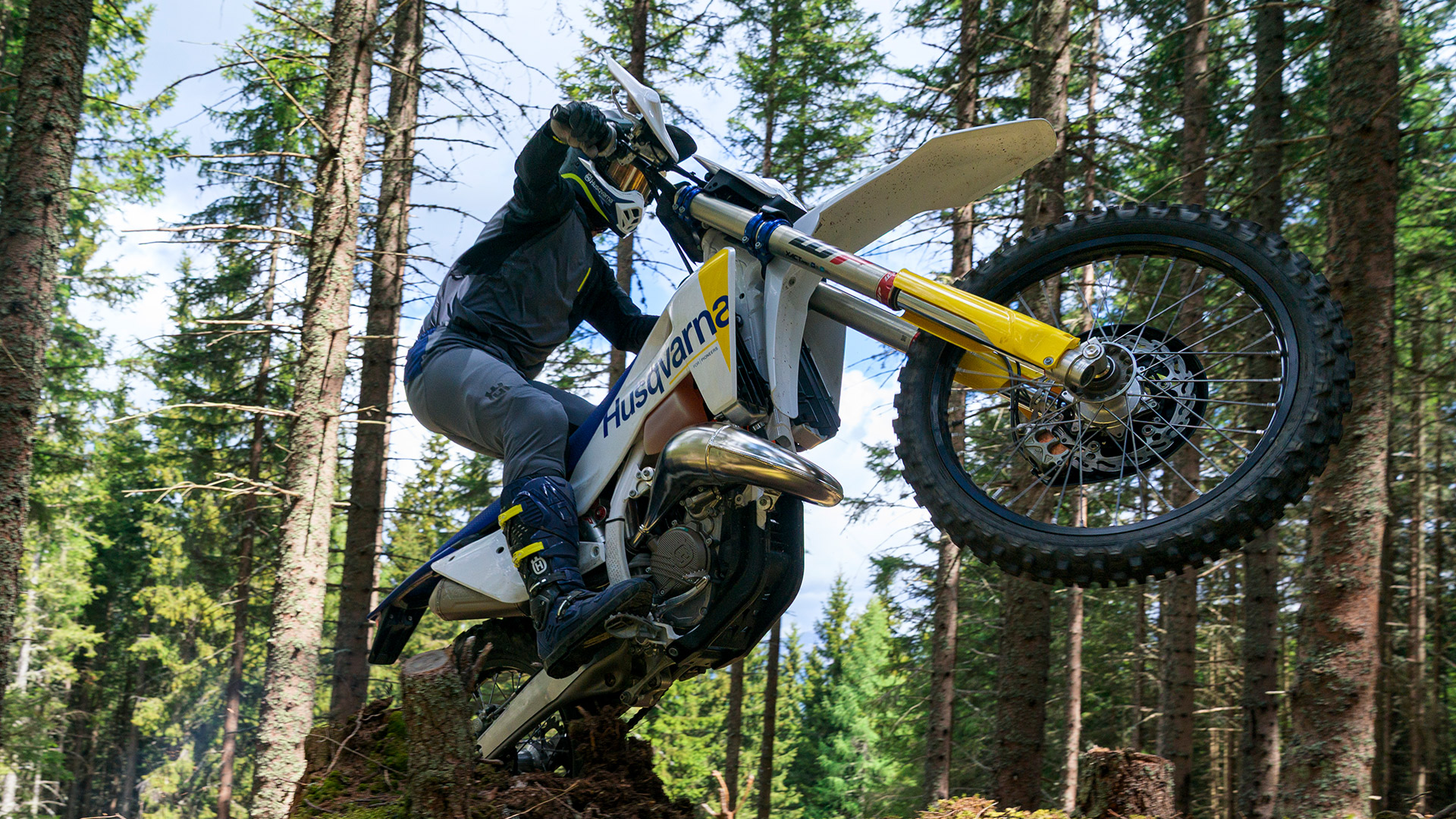 2027 Husqvarna TE 150 11