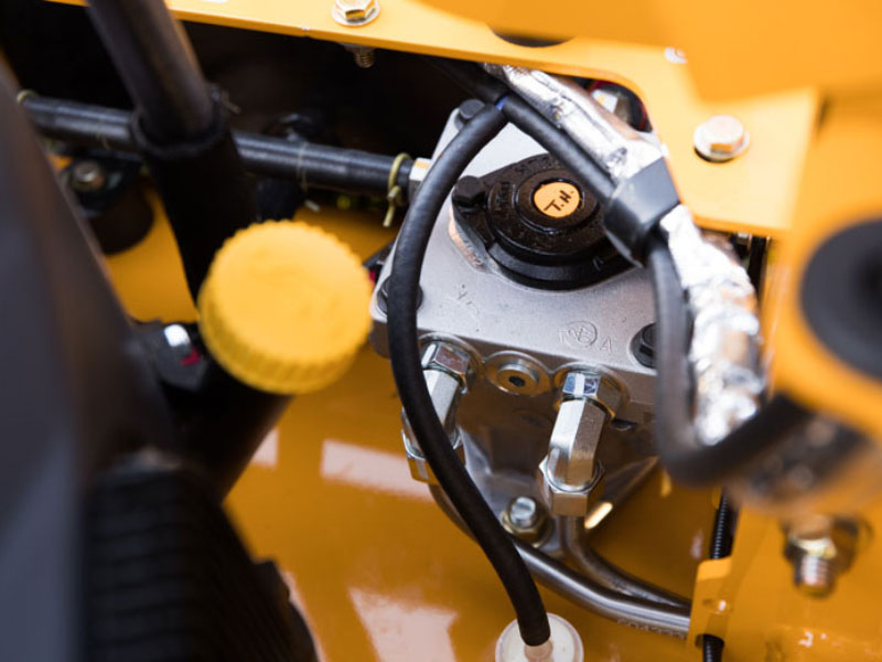 2025 Hustler Turf Equipment Super Z 60 in. Kawasaki FX1000 EFI 38.5 hp in Topeka, Kansas - Photo 8