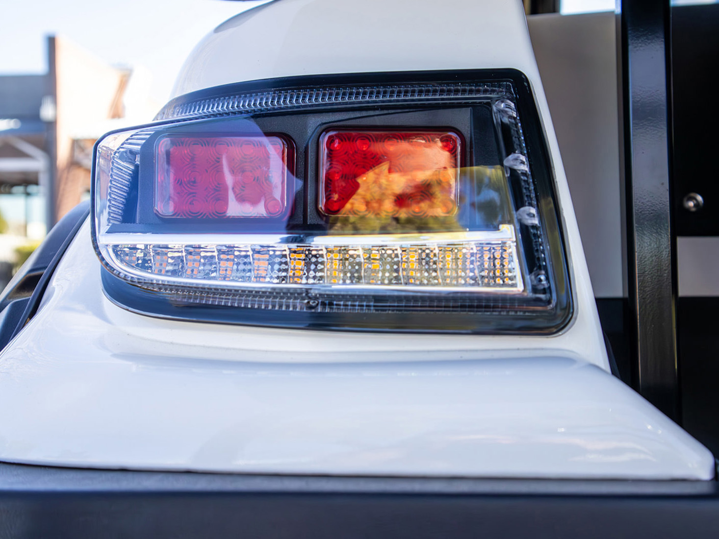 2024 ICON Electric Vehicles i40L in Rancho Murieta, California - Photo 11