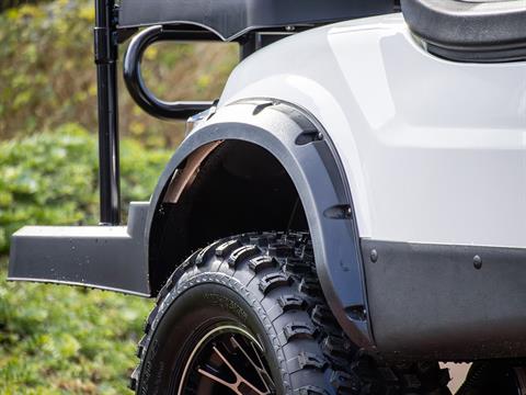 2024 ICON Electric Vehicles i40L in Rancho Murieta, California - Photo 14