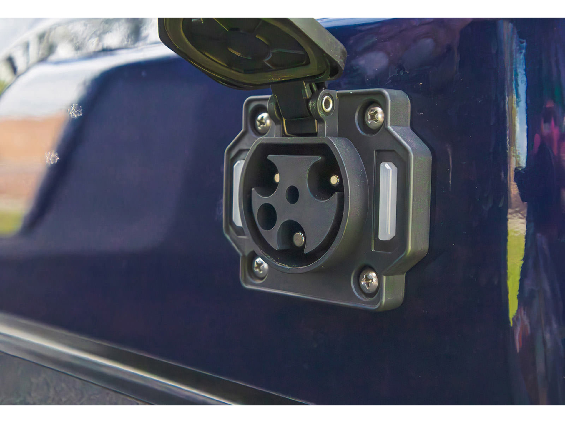 2024 ICON Electric Vehicles ICON i20 in Rancho Murieta, California - Photo 5