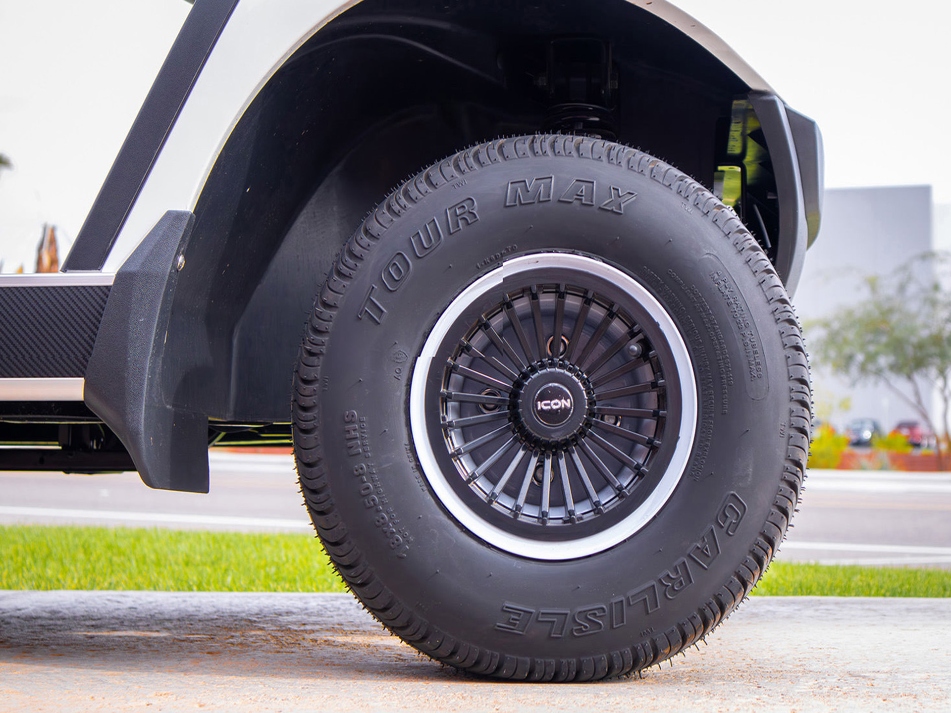 2024 ICON Electric Vehicles ICON i40-ECO in Rancho Murieta, California - Photo 4