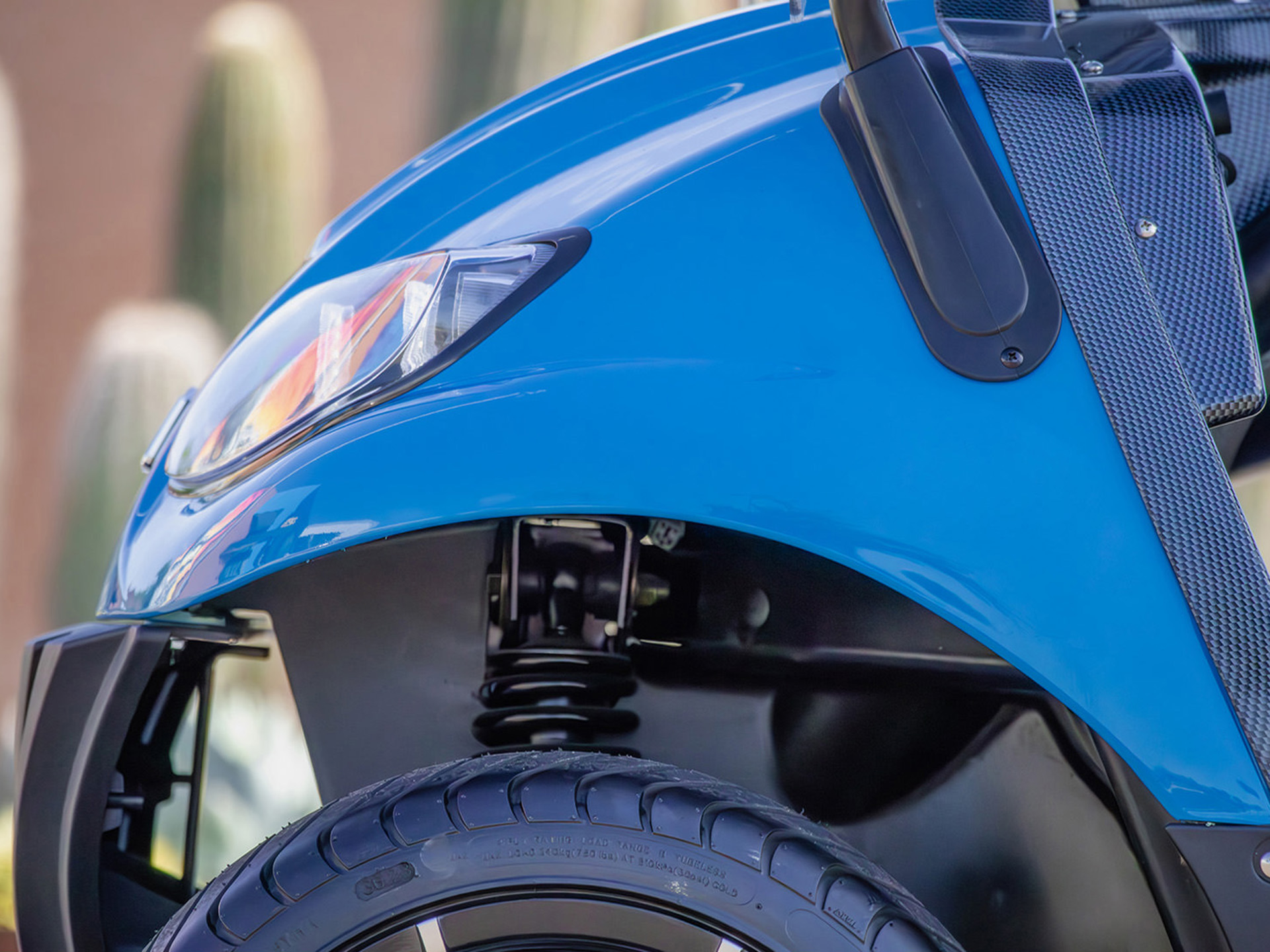 2024 ICON Electric Vehicles ICON i40 in Rancho Murieta, California - Photo 10