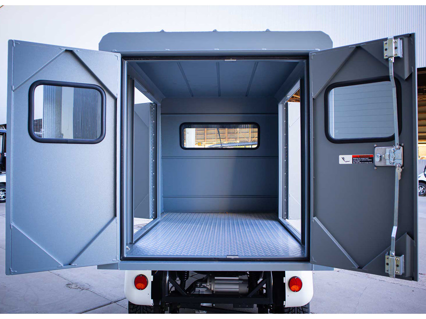 2024 ICON Electric Vehicles C20V in Rancho Murieta, California - Photo 11