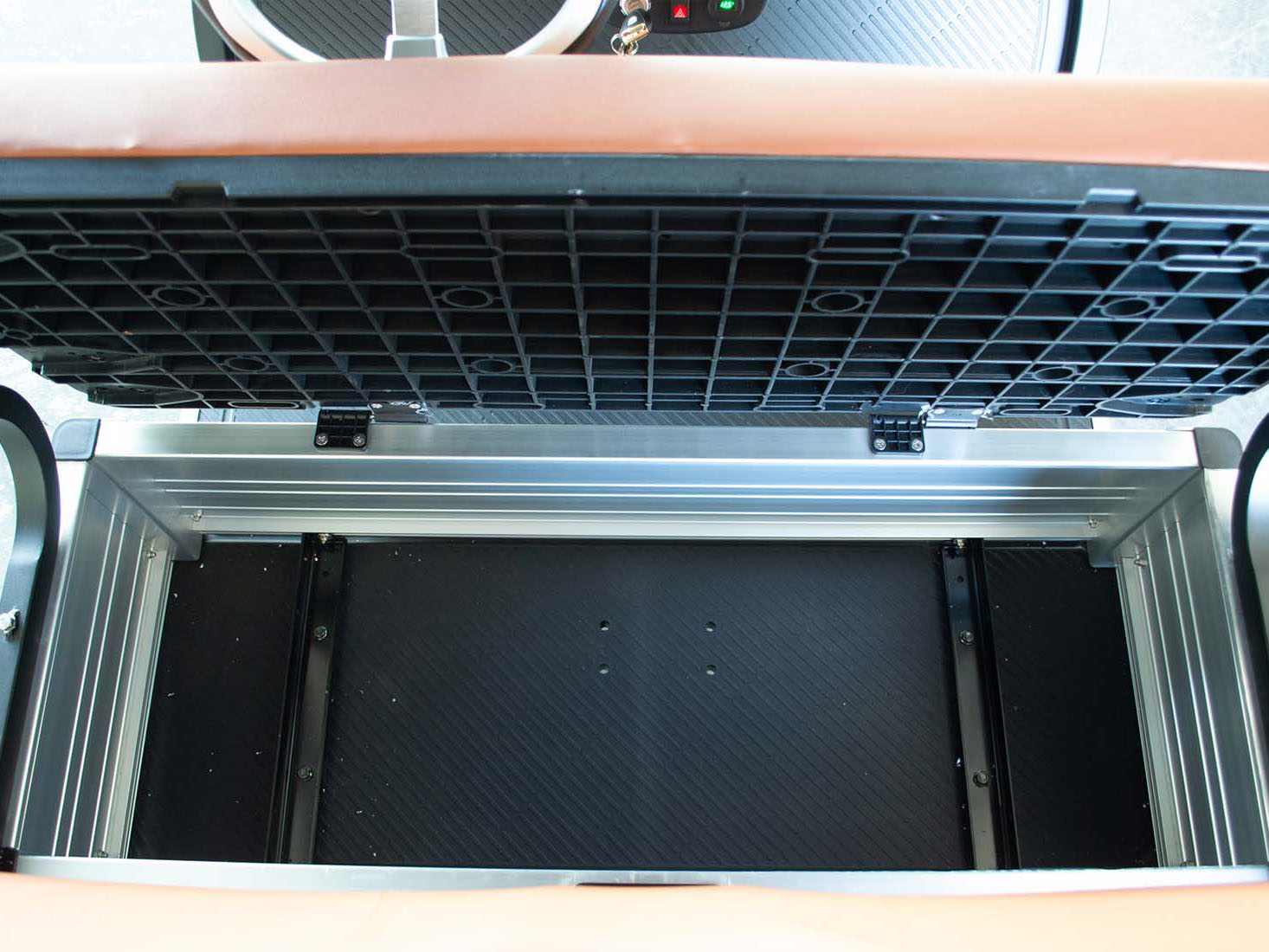 2024 ICON Electric Vehicles i40FS-HD in Rancho Murieta, California - Photo 3