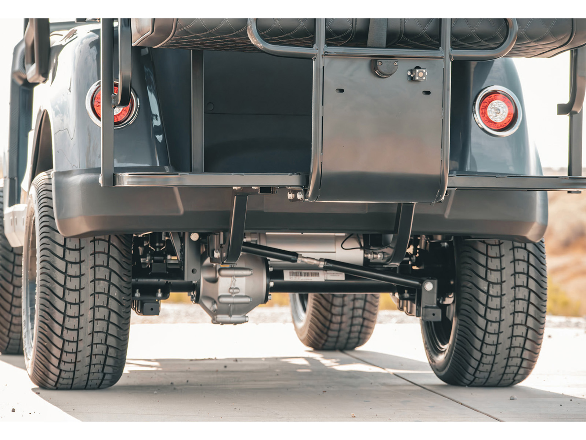 2025 ICON Electric Vehicles EPIC E40 in Rancho Murieta, California - Photo 4