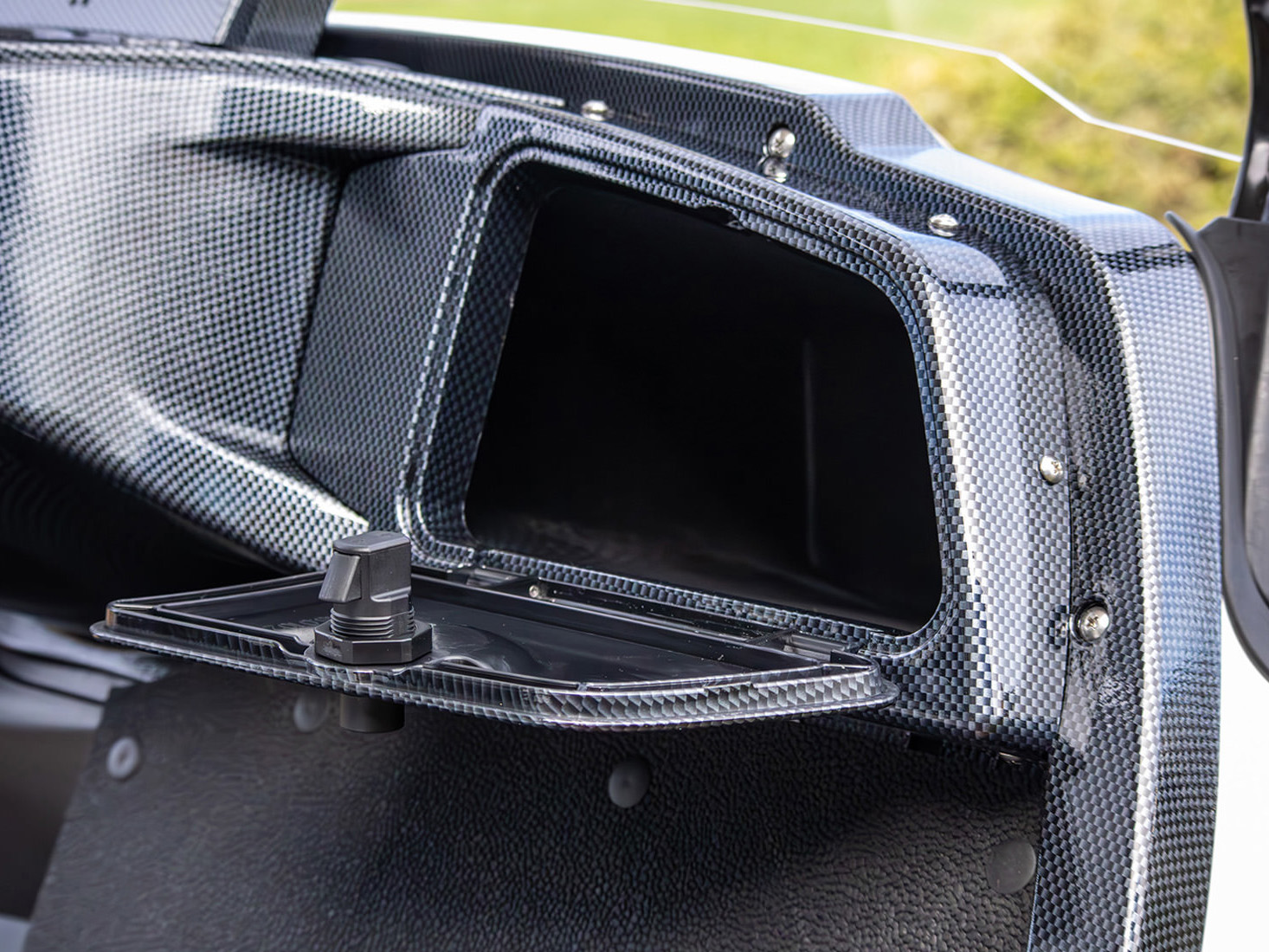 2025 ICON Electric Vehicles i40L in Rancho Murieta, California - Photo 5