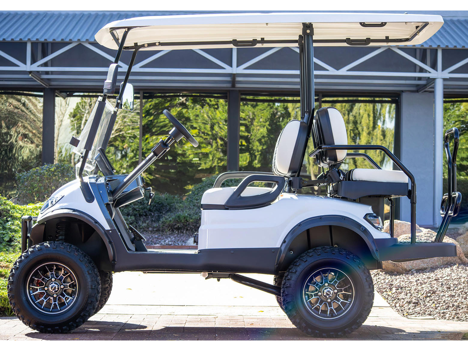 2025 ICON Electric Vehicles i40L in Rancho Murieta, California - Photo 19